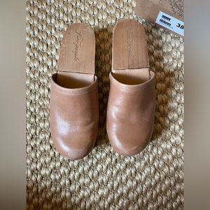 Free People Caver Clogs